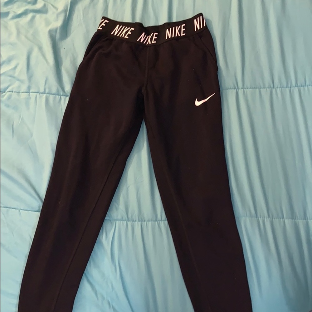 Nike joggers
